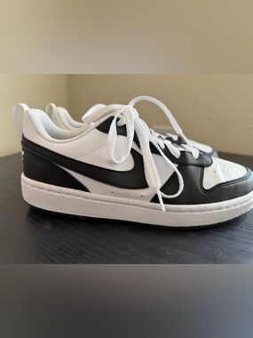 Nike Kids Black and White Low-Top Sneakers
